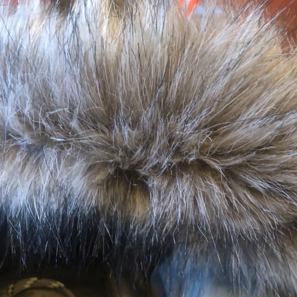 Brand new Jansport Brand new puffer feather jacket - Picture 3 of 13